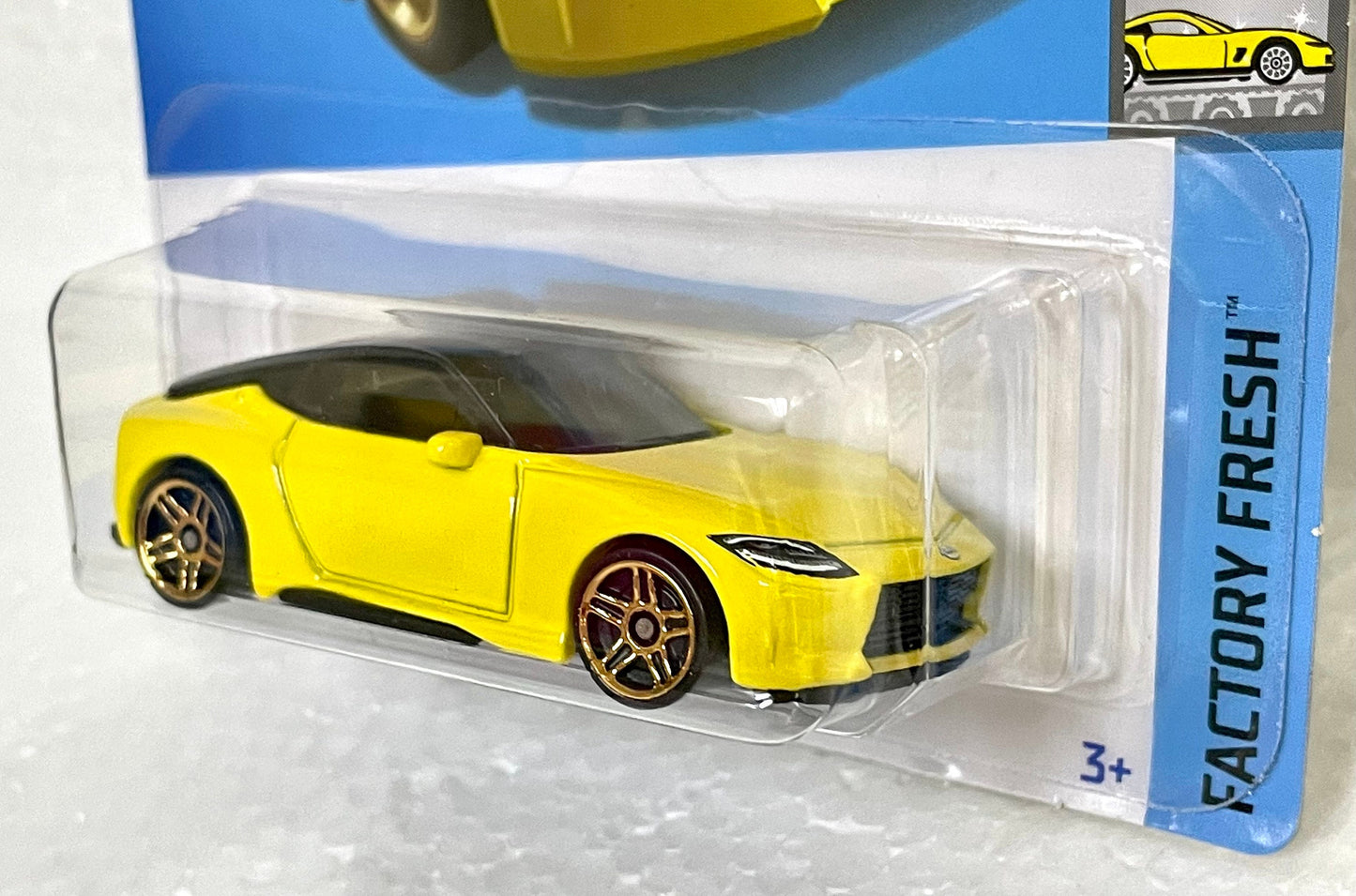 Hot Wheels Nissan Z Proto Yellow Factory Fresh 5/10